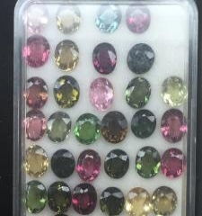 黃金銀鉑金回收翻新,玉石設(shè)計(jì)加工定制鑲嵌